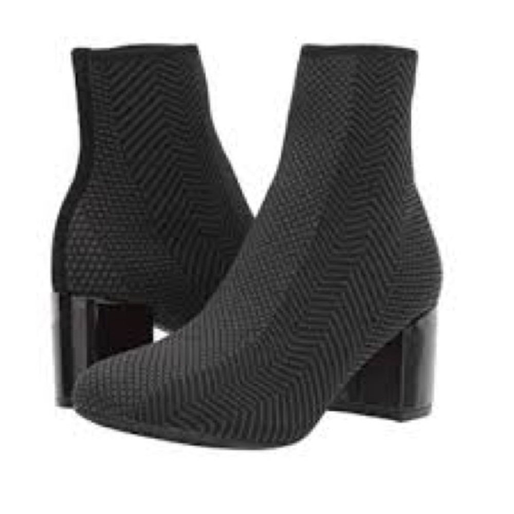 Rockport women's Tm Oaklee Stretch Pull on Ankle Bootie 7.5